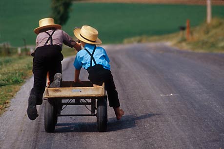 AMISH PLAY