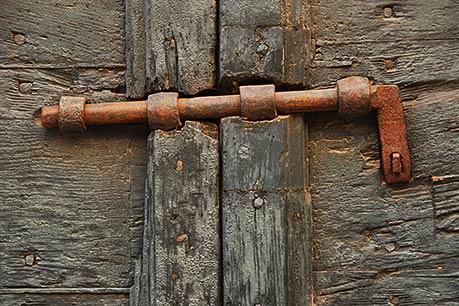 Door lock in Pienza