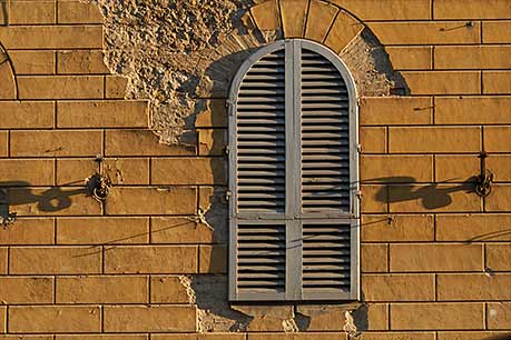 Shutter in Siena